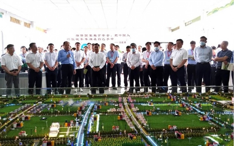 富联官网 以“智”取胜